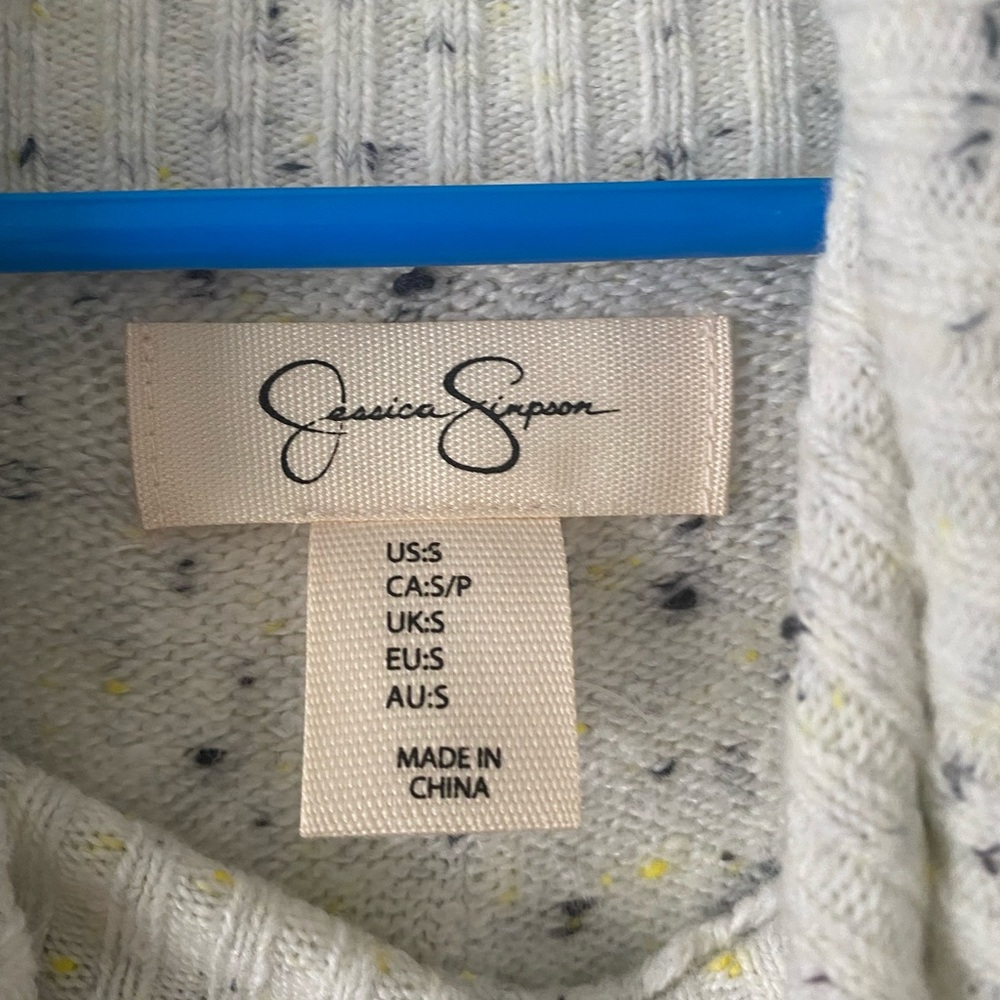 Jessica Simpson oversized sweater - Picture 3 of 3